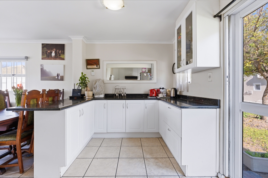 3 Bedroom Property for Sale in Pinelands Western Cape